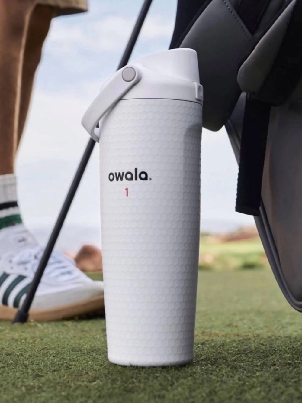 NIB Owala Fairways for Days 30oz FreeSip Sway Golf Water Bottle Limited Edition